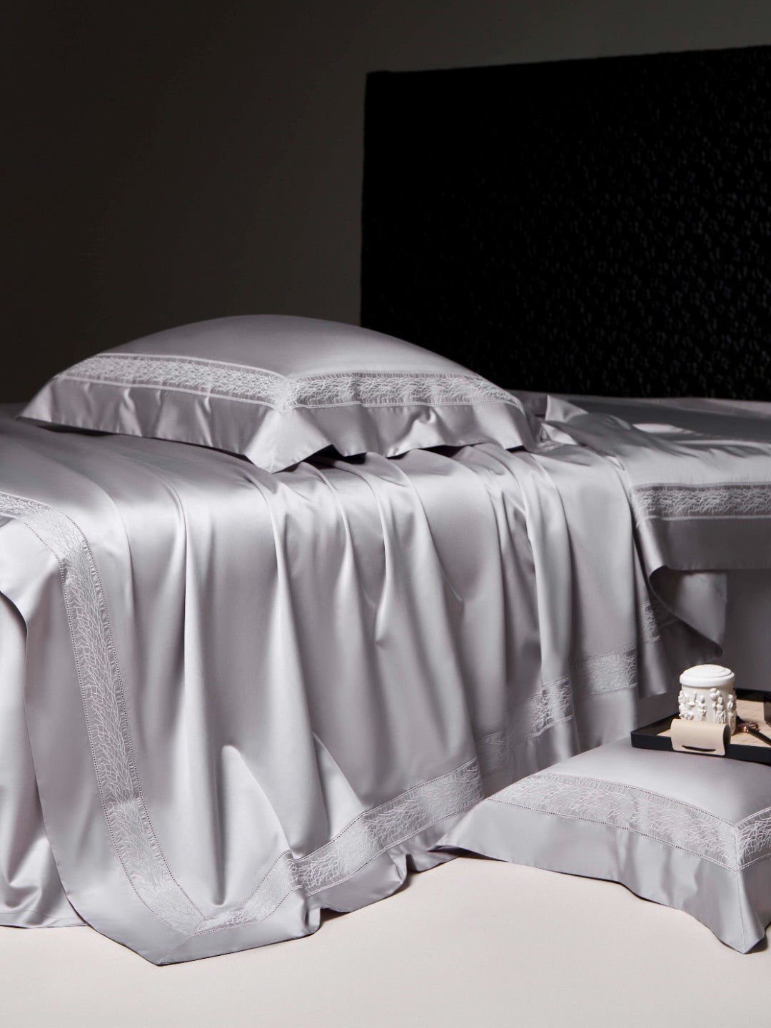 Champs-Élysées (Smoke Grey)