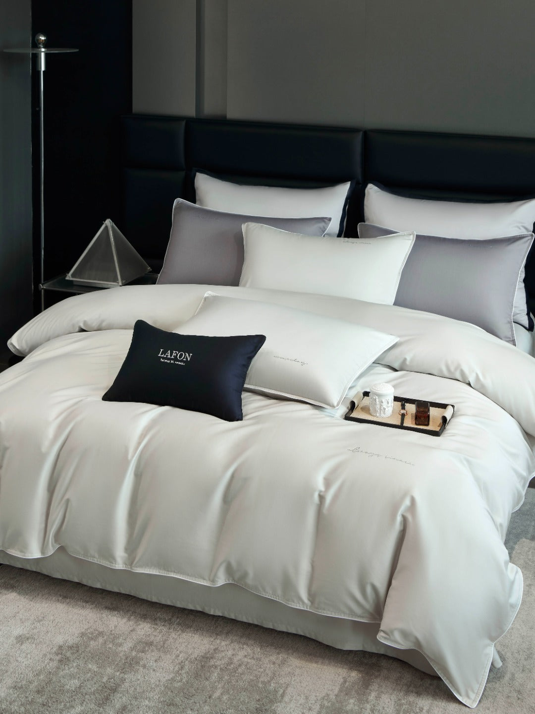 Red Sea Romance (Green)