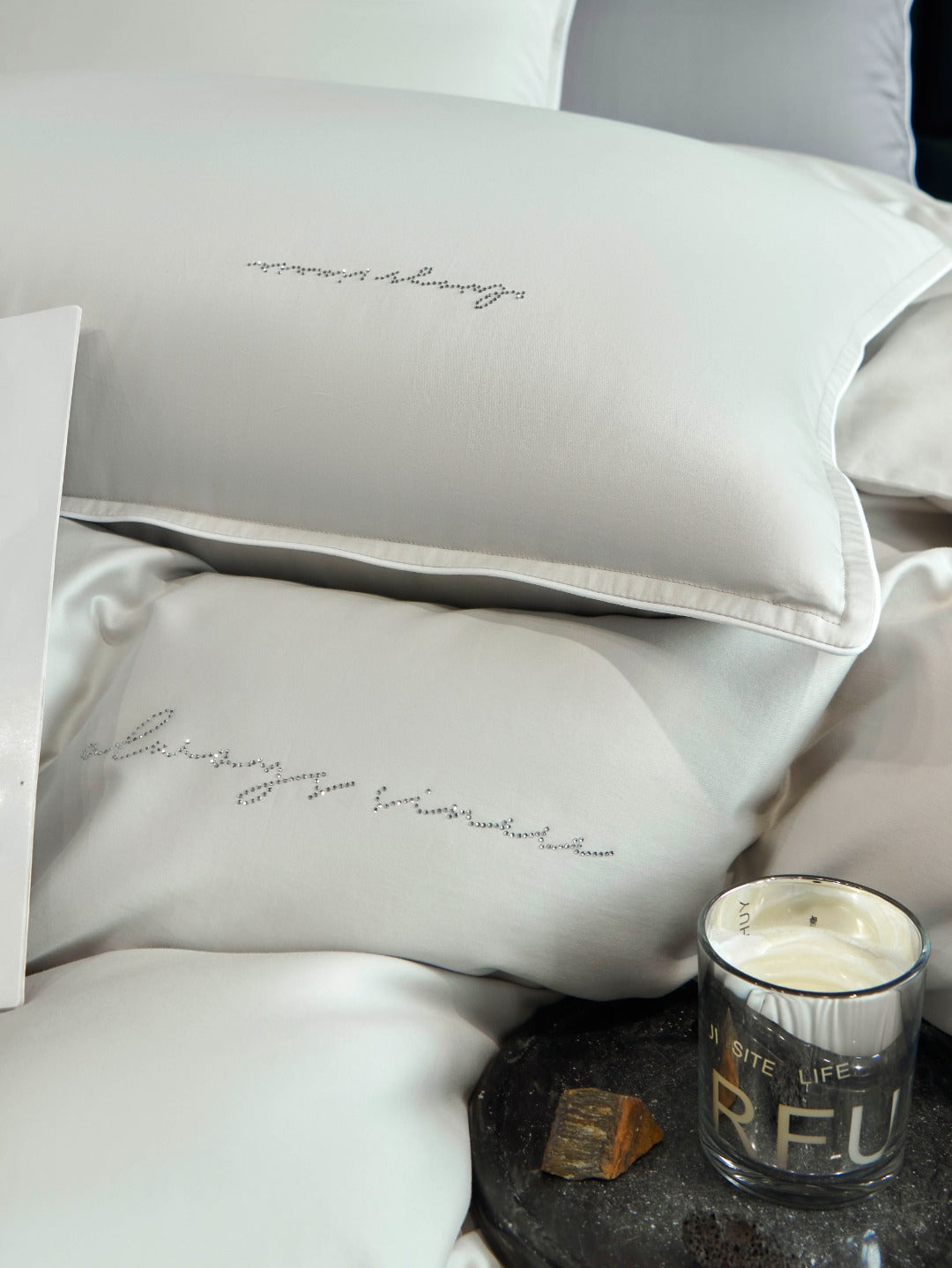 Red Sea Romance (Green)