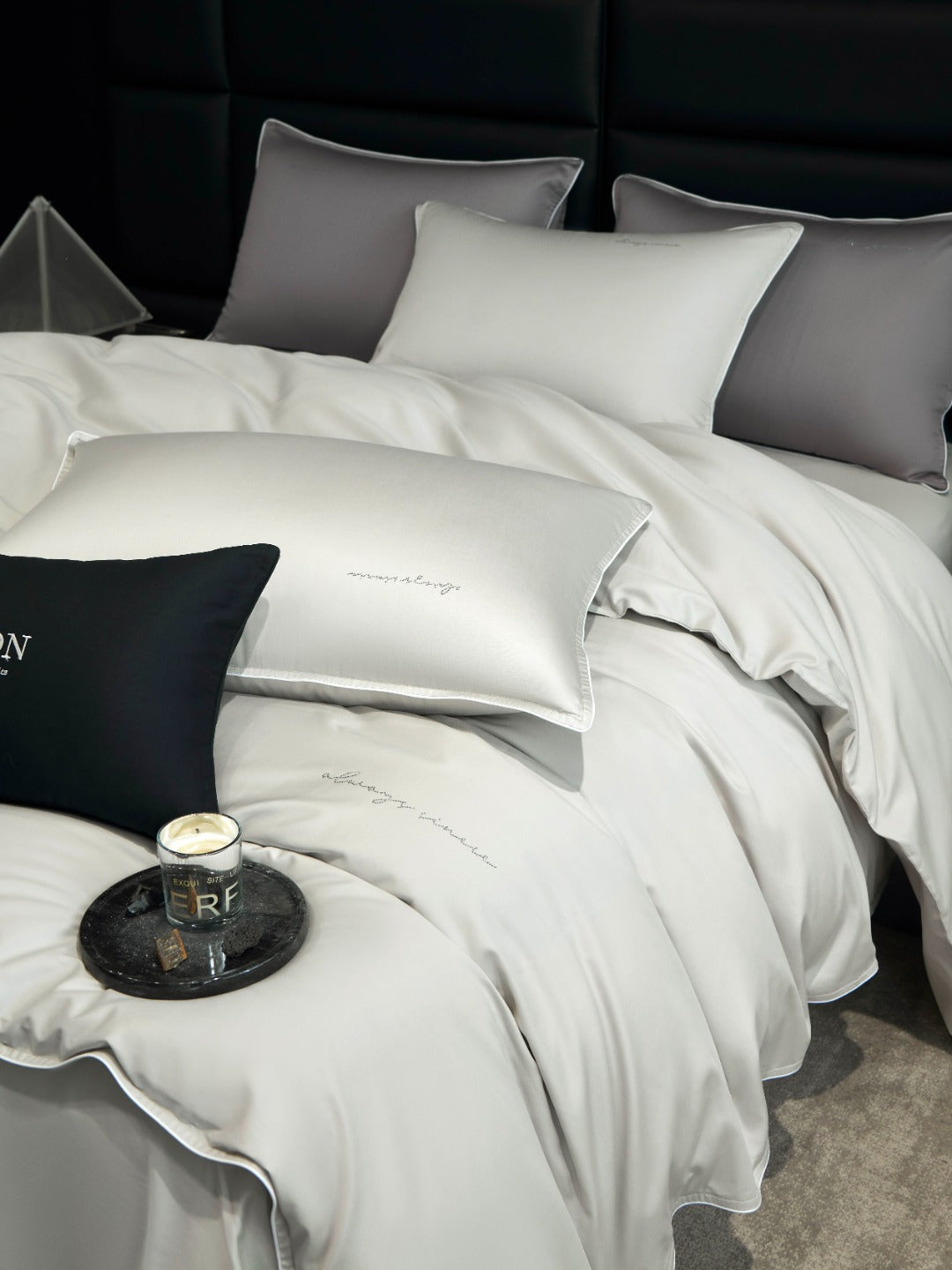 Red Sea Romance (Green)