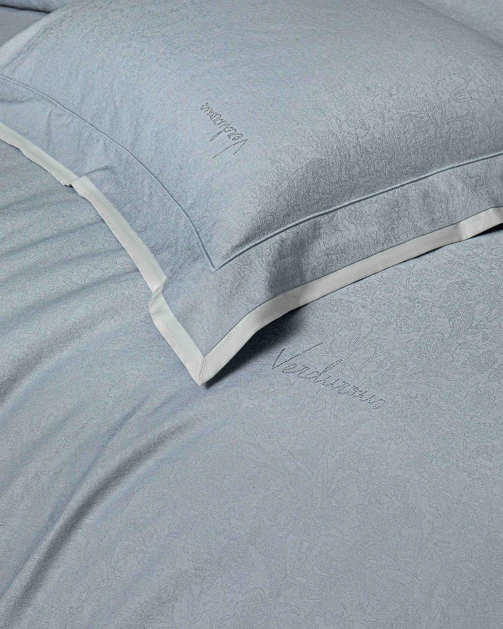 Jacquard fabric bedding sets(liangxun)